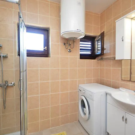 Brajdine 95.2 Apartamento *
